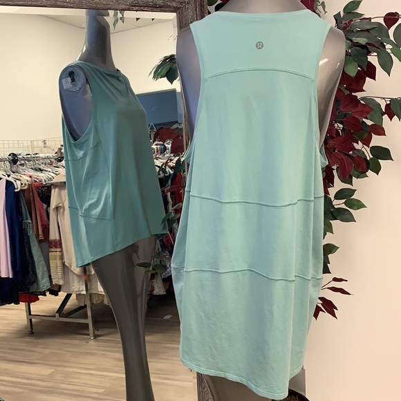 EUC lululemon Athletic Muscle Tank Top - Picture 3 of 4